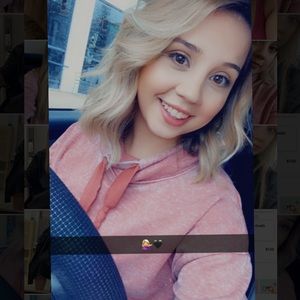 Meet your Posher, Ashley